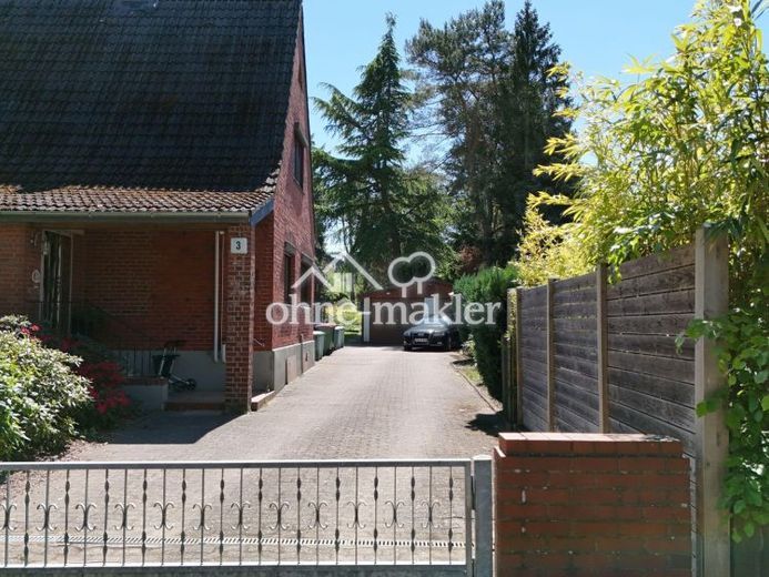 Haus bzw. Doppelhaushälfte mit schönem und großem Garten in sehr ruhiger Lage – Foto 1