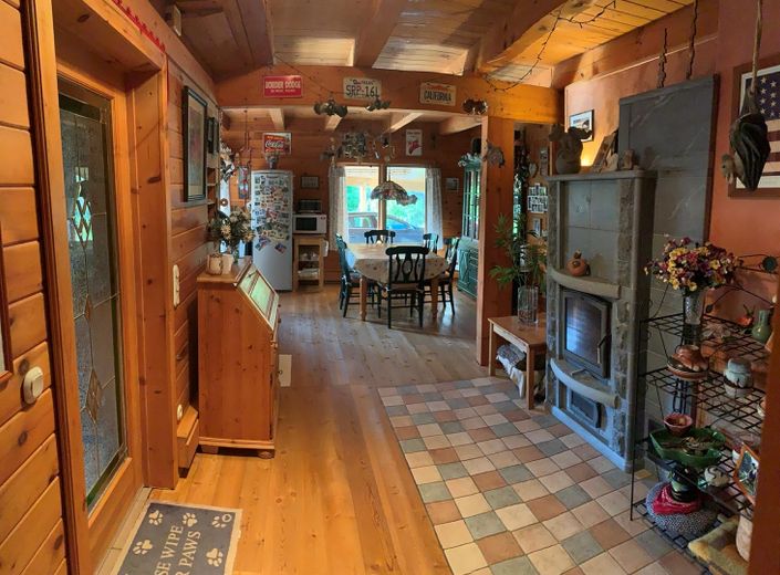 Maison individuelle indépendante, maison entièrement en bois, maison en rondins canadienne, construction écologique, très bien entretenue – Foto 12