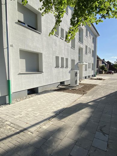 4-Zi-Wohnung KfW 70 im EG mit großem Südbalkon – Foto 2