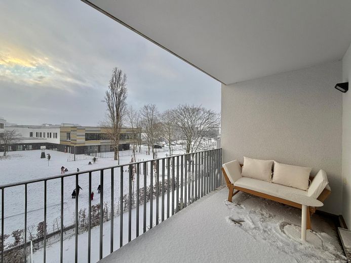 WG-Zimmer (1. rechts)