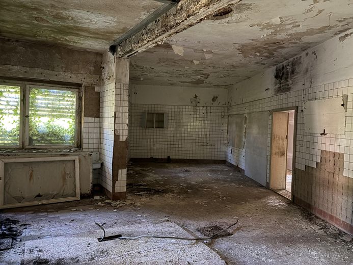 Ihre Chance im Spreewald! Großes Anwesen in Lübbenau mit Saal und Entwicklungspotenzial – Foto 34