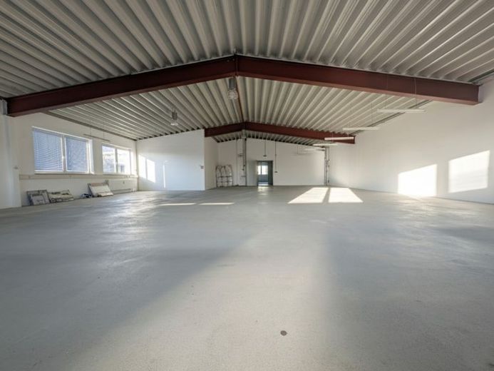Flexible Hallen- und Büroeinheit im 1. OG - Gewerbegebiet von Buchholz – Foto 1
