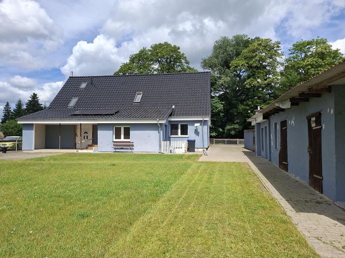 Hausrückansicht 