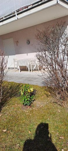Möbliertes 1-Zimmer Apartment mit Tiefgarage ab sofort an Nichtraucher Single ohne Haustier – Terrasse