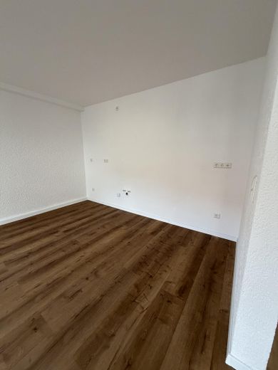 Vollständig renovierte Barrierefreie Wohnung – Foto 9