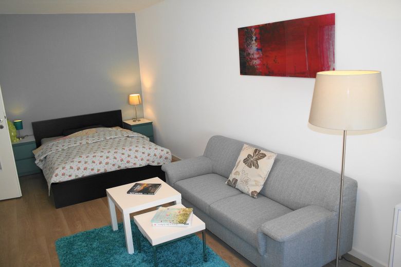 Ruhiges modern, möbliertes Appartement nähe Ostbahnhof – Bett 140 cm Breit