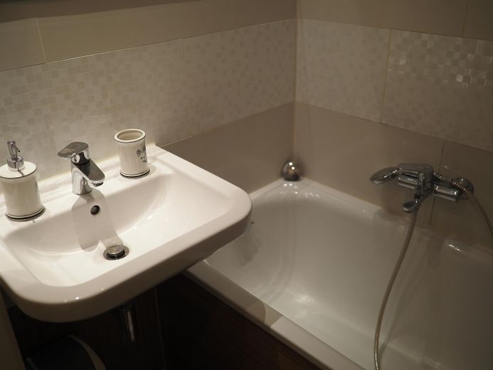die Badewanne
