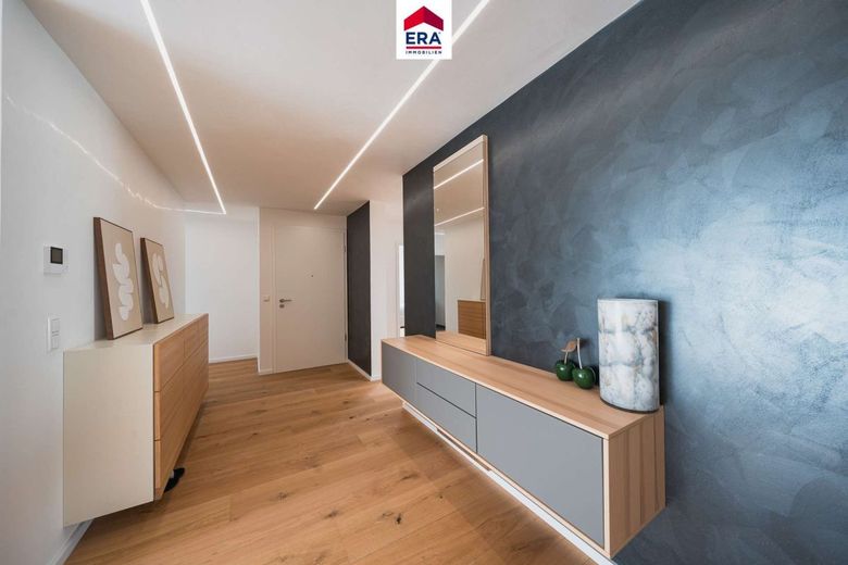 Modernisierte Maisonette-Wohnung im Herzen von Ludwigsburg – Flur