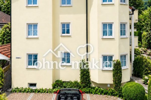 Charmante 3-Zimmer-Wohnung im mediterranen 6-Familien-Haus