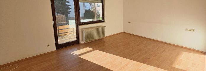 Helles, großes Wohnzimmer