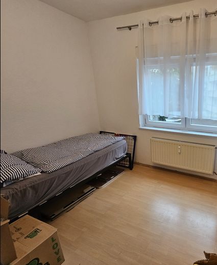 5.5% से अधिक प्रतिफल के साथ Köln Mühlheim में आकर्षक निवेश – Schlafzimmer