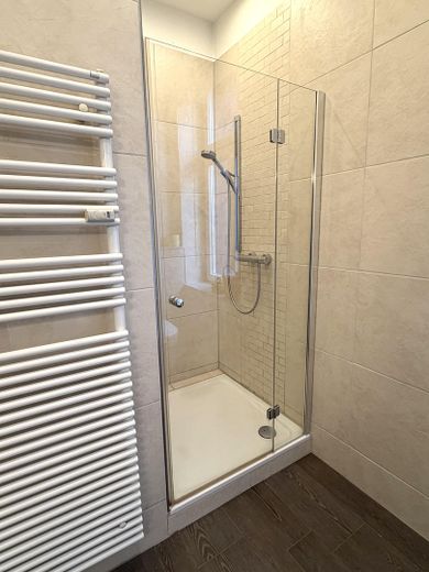 Appartement Art nouveau, spacieux, lumineux et rénové à Mauritz-Innenstadt !! – Badezimmer