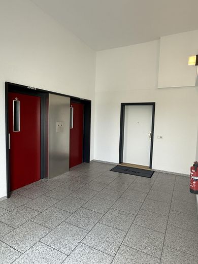Penthouse mit großer Dachterrasse, Panoramablick & privater Sauna – Aufzug direkt vor der Wohnung