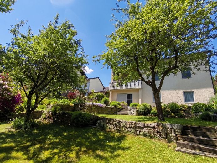 6-Zimmer-Einfamilienhaus in Ruderting mit Pool & Blick ins Grüne – Foto 7