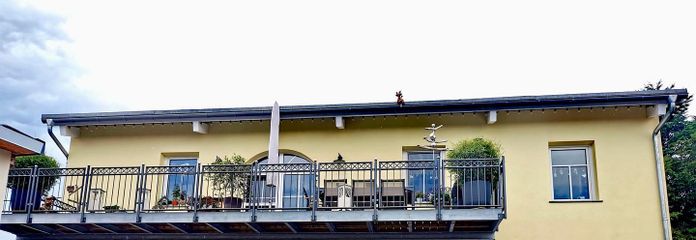Modernes Landhaus mit 95m² Gewerbeeinheit - vielseitig nutzbar – Ansicht Nord