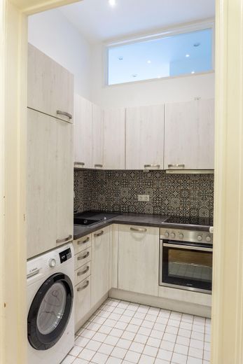Ruhige Zweizimmerwohnung in beliebter Gegend in Berlin Kreuzberg – Küche