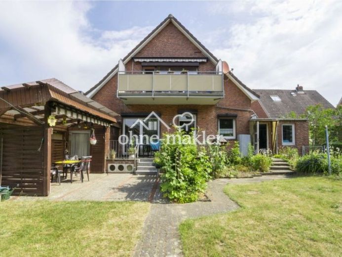 Acquistare una casa plurifamiliare a Itzehoe – 3 appartamenti + locale commerciale, interamente affittata – Foto 1