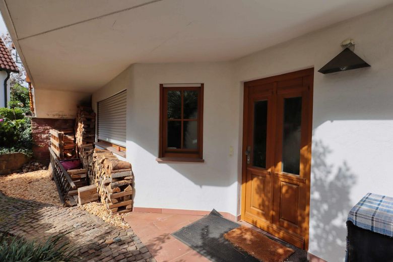 Einliegerwohnung Eingang UG