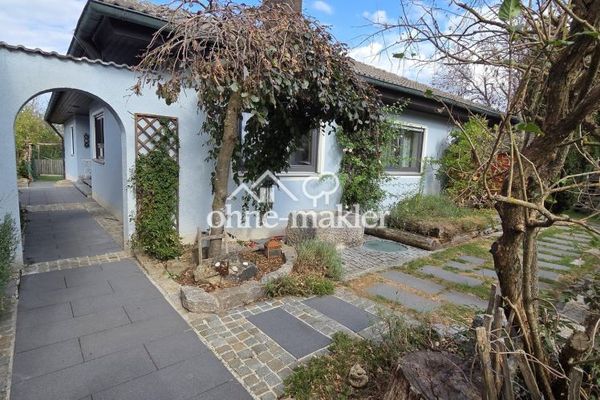 Ampio bungalow con giardino, finiture di pregio e area aggiuntiva opzionale