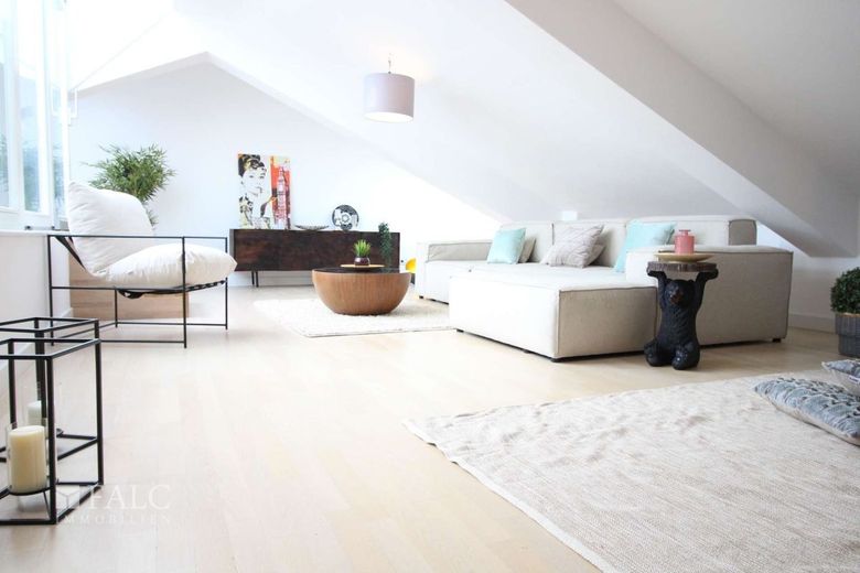 Anlageobjekt in exklusiver Wohnanlage mit über 3,5% Rendite! – Wohnzimmer