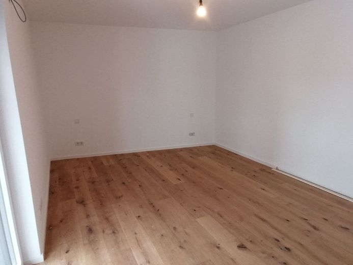 4-Zi.-Wohnung mit Terrasse und Garten in Kliniknähe – Schlafzimmer