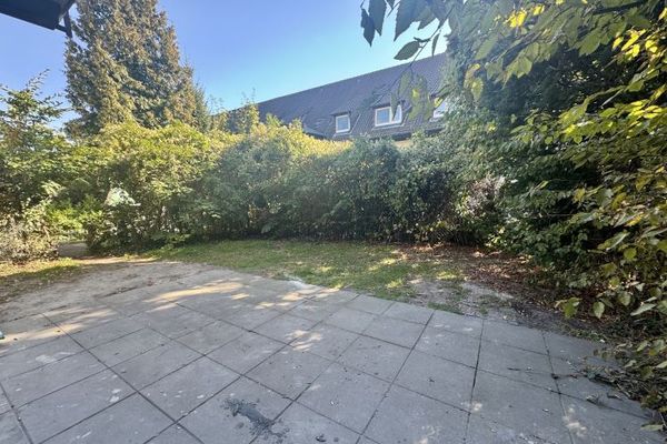 Erstbezug nach Sanierung - 3 Zimmer Wohnung mit Terrasse!