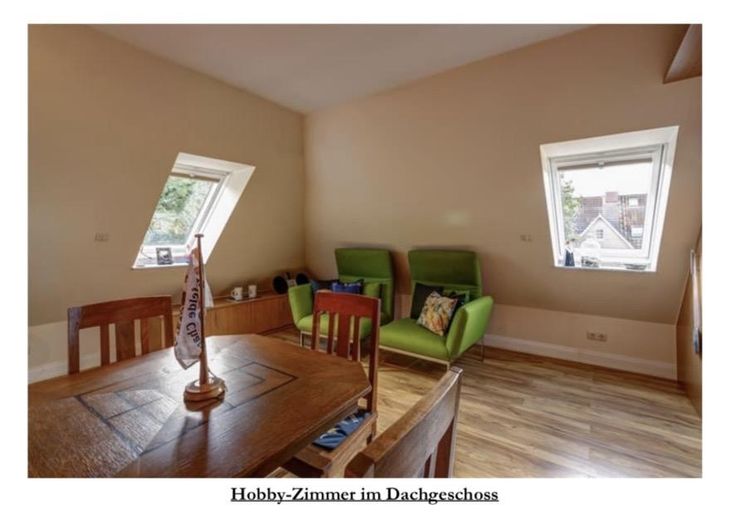 Exklusive 3,5-Zimmer-Maisonette mit Dachterrasse & Homeoffice in Ahrensburgs bester Villenlage – फोटो 13