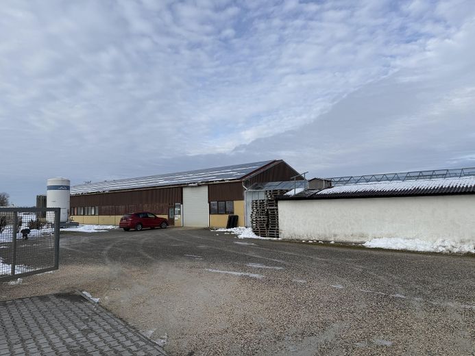 Gärtnerei in Burgau zu verkaufen oder vermieten – Außenansicht links