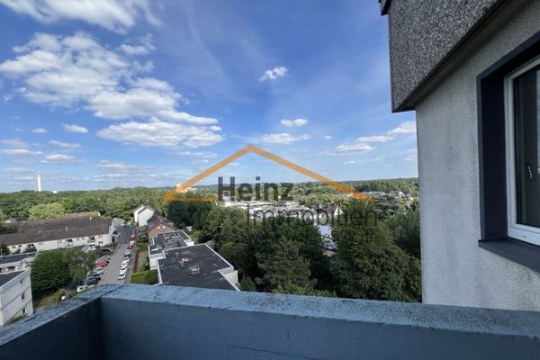 Eigentumswohnung mit traumhaftem Ausblick in ruhiger Lage von GL-Hand !!!
