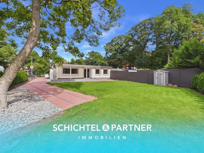 Lehesterdeich | First occupancy after renovation of a bungalow with garage – Photo 1