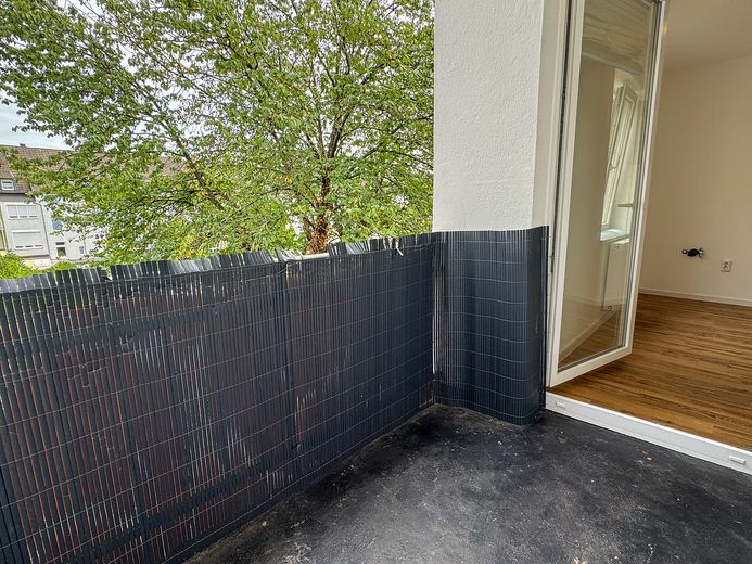 Zentrale 1- Zimmer Wohnung in Leverkusen mit Balkon – Balkon