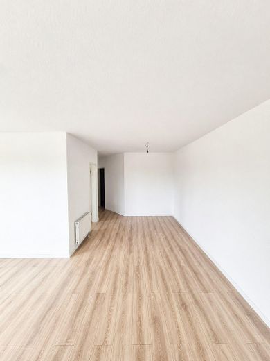 Erstbezug nach Sanierung: helle 3-Zimmer Wohnung – Foto 3