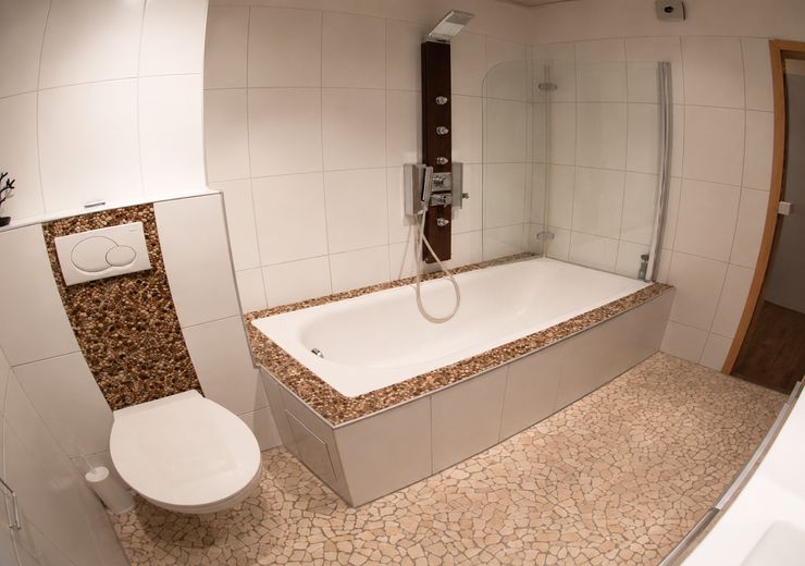 Атмосфера будинку замість квартири 108,5 м² комфорту для життя з каміном 2 балконами та сучасною кухнею в Solingen-Wald – Hauptbad (4. Ebene)