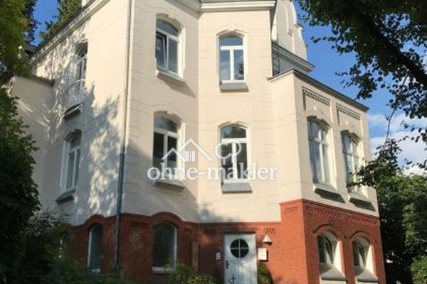 2-Zimmer-Wohnung in Altbauvilla