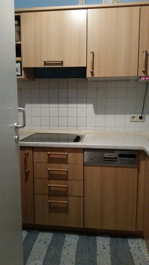 Möblierte 2-Zi. EG-Wohnung in Bockenheim am Niddapark von privat – Küche 1