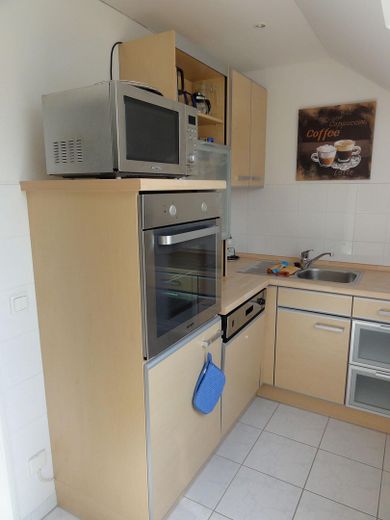 Herrlich geschnittene 2 Zimmerwohnung mit 2 Balkonen – Küche