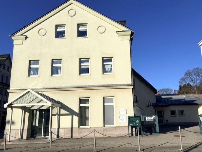 Oelsnitz'de geniş ticari alanlar – Fotoğraf 1