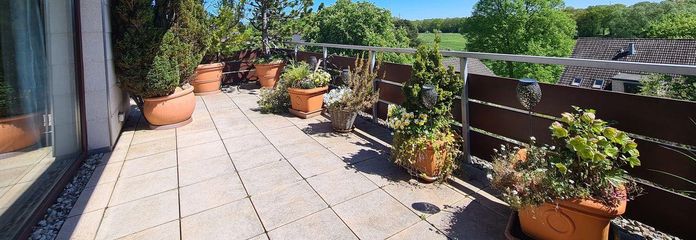 3 rooms plus separate office - nature reserve plus first-class infrastructure – Terrasse