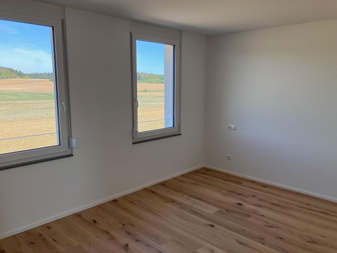 Einziehen & Wohlfühlen: Erstbezug 137m² mit Terrasse, Garten, Carport & Stellplatz in VS – OG - Zimmer 