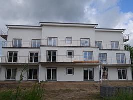 Hinten