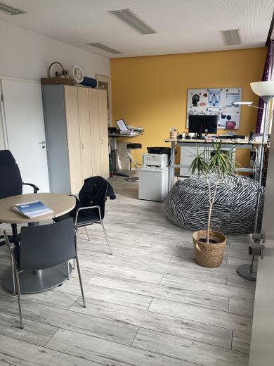 Helle, großzügige Büro-/Praxisfläche in zentraler Lage von Bingen am Rhein – Einzelbüro
