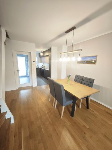 Wohnzimmer/Essbereich