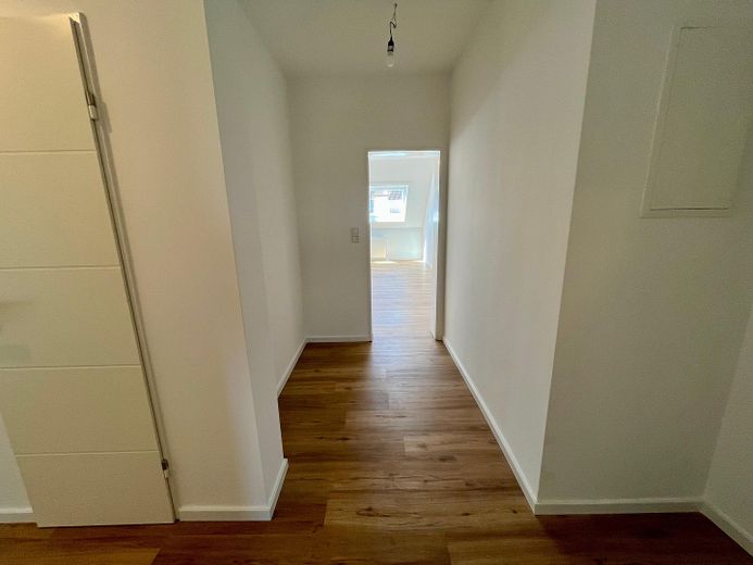 Provisionsfrei: 4-Zimmer-Dachgeschosswohnung mit Südbalkon & Garagenstellplatz in Schwachhausen – Foto 9