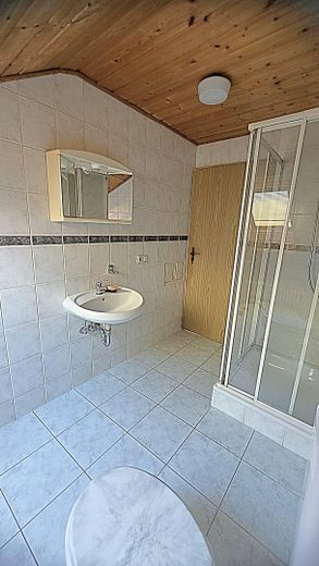 Ampio appartamento di 5 locali (come una casa indipendente) – Foto 12