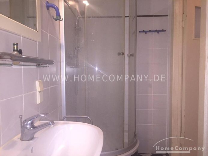 Modern 2-room apartment in Charlottenburg Berlin, furnished – 759cd3fb0ec6c0335affe772761d60de5b062930.jpg