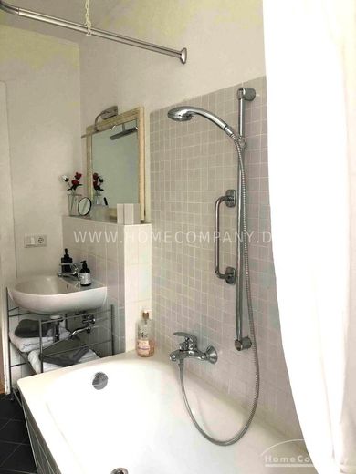 27018 HomeCompany Dresden Möbliert/Furnished 2-Zimmer-Apartment mit Balkon in Dresden-Nickern max. 1 Person – 0fd49e8b493bfb38677ecffb5c2507562f8b6781.jpg