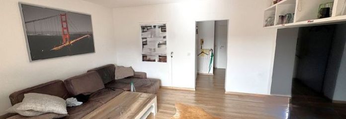 albero:) Dachgeschoss mit wenig Schrägen