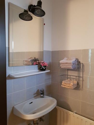 Casa a schiera centrale tranquilla a Neukeferloh - 5 locali + locale hobby + garage – WC ca. 1,3 m²