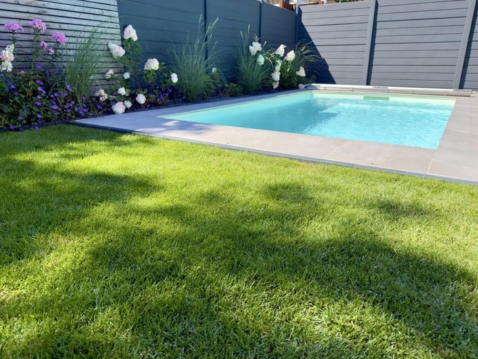 Moderne Stadtvilla mit Pool in Schulzendorf – familienfreundlich & energieeffizient – फोटो 3