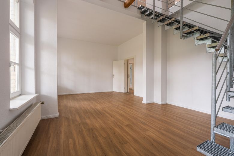 113 m² mieszkanie dwupoziomowe z galerią i dużym balkonem | Pierwsze zasiedlenie po remoncie – Zdjęcie 3